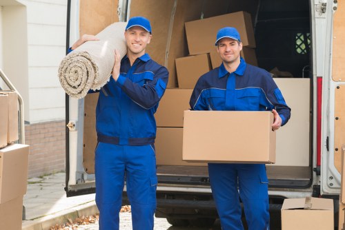 Organised storage units for removals and storage in Whetstone