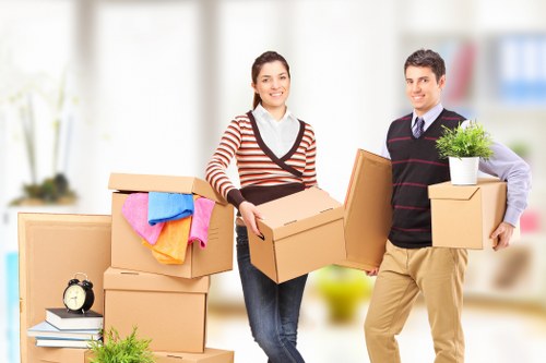 Fragile item protection with packing services in Whetstone